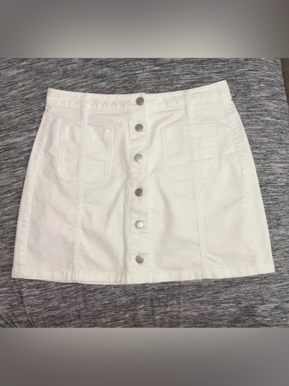 LOFT White Button-Front Mini Skirt